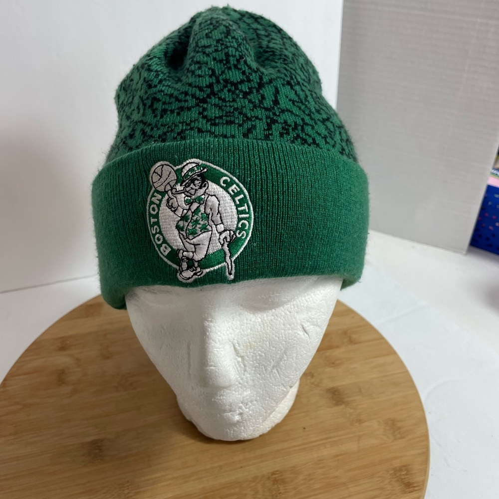 Boston Celtics Mitchell & Ness Beanie O/S
